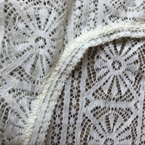 American Eagle Outfitters Sheer Lace Top - Picture 6 of 6